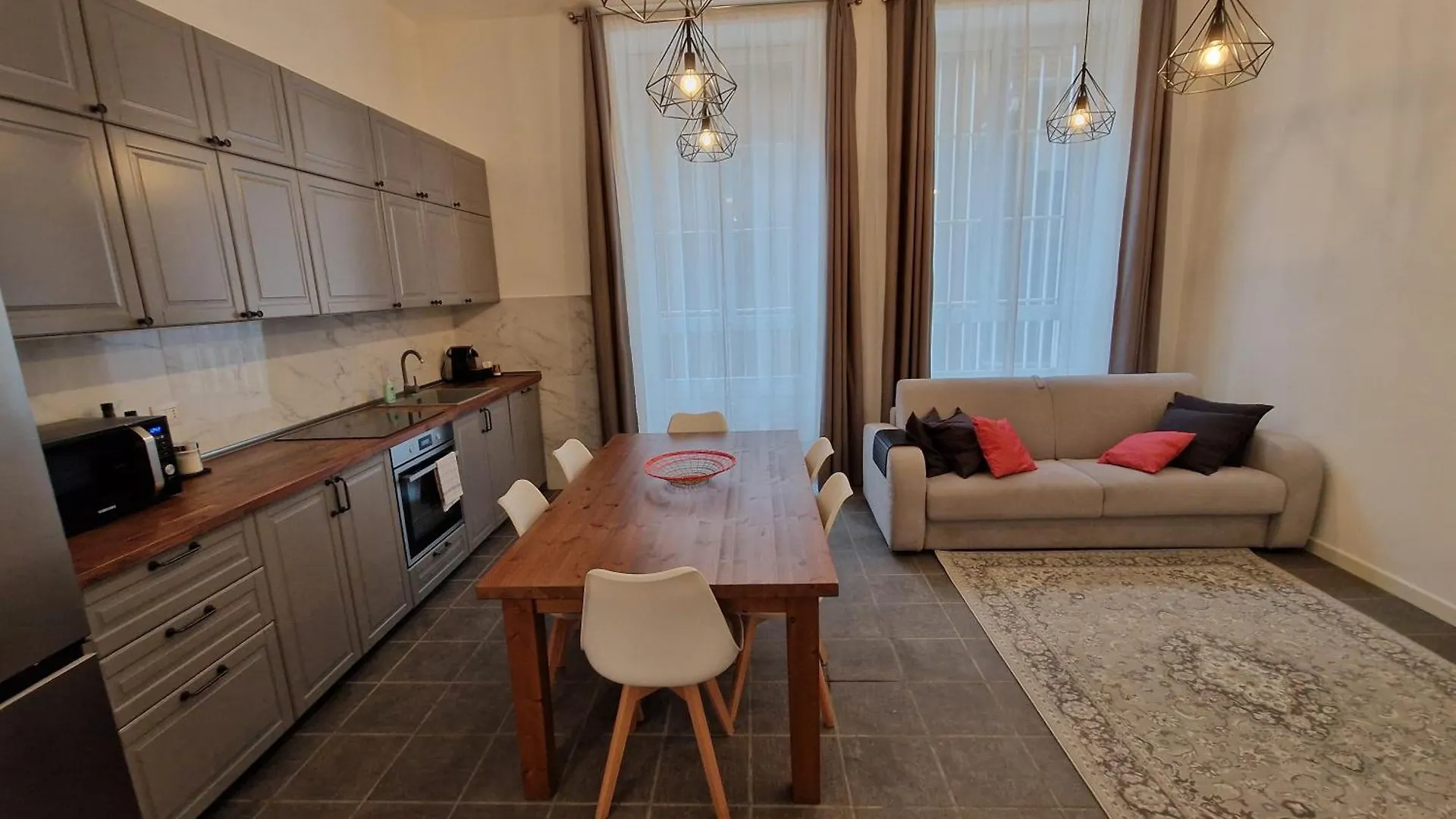 Homes & Suites - Milano Meravigli Den Apartment