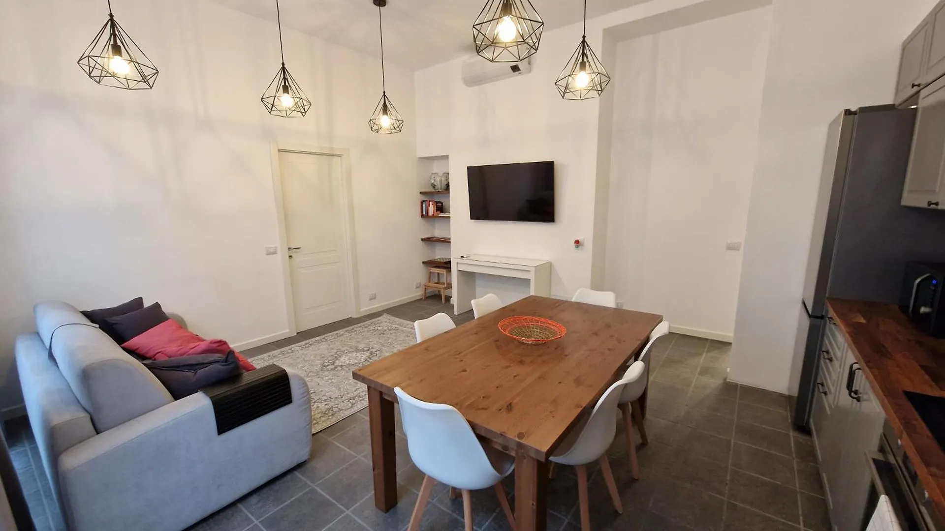Apartment Homes & Suites - Milano Meravigli Den Italy